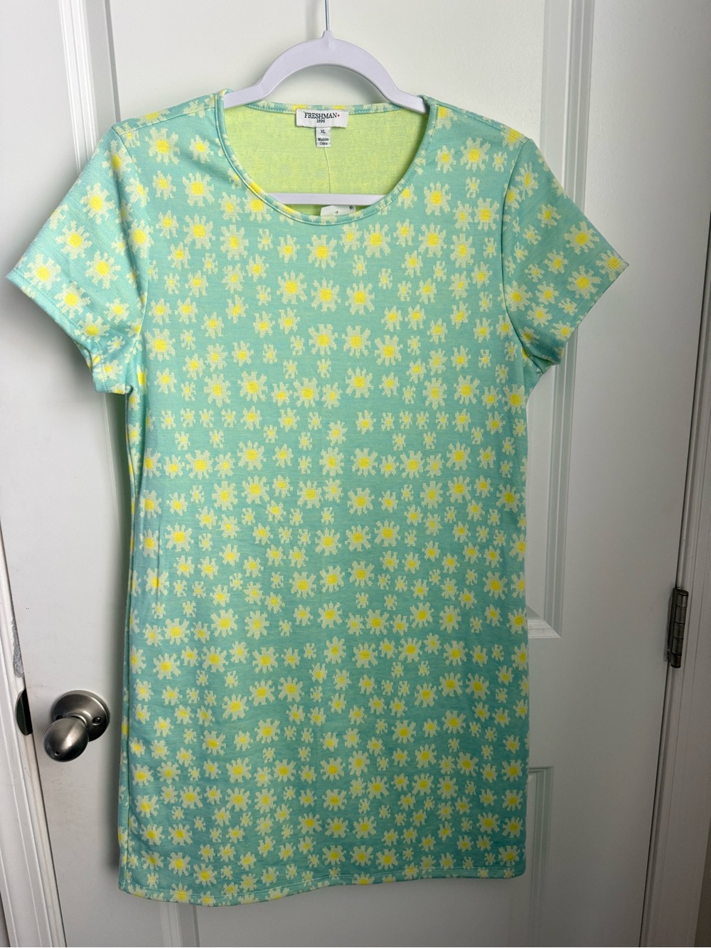 Freshmint Daisy Print Tee Dress - Yellow & Mint XL
